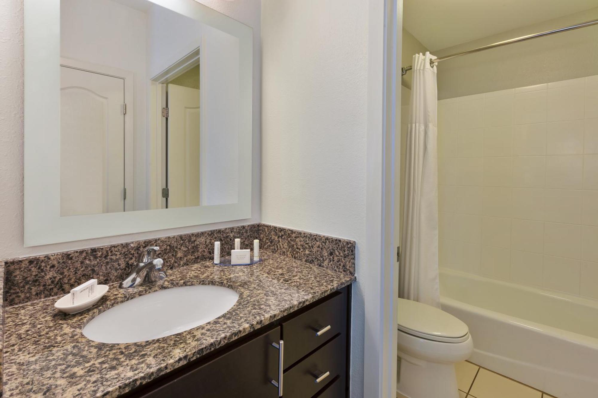 Towneplace Suites By Marriott Nashville Airport Ngoại thất bức ảnh