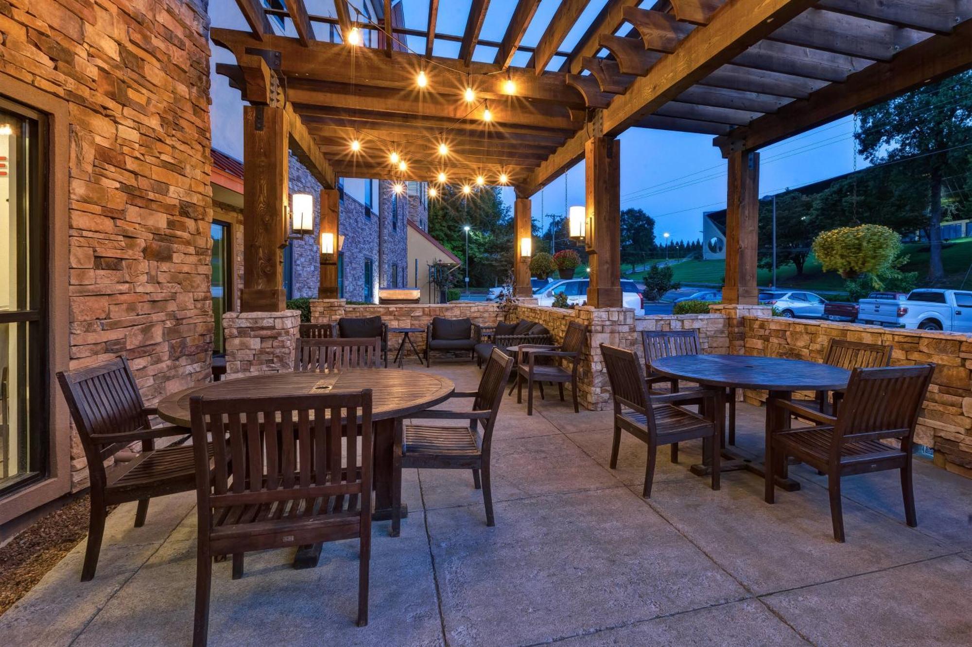 Towneplace Suites By Marriott Nashville Airport Ngoại thất bức ảnh